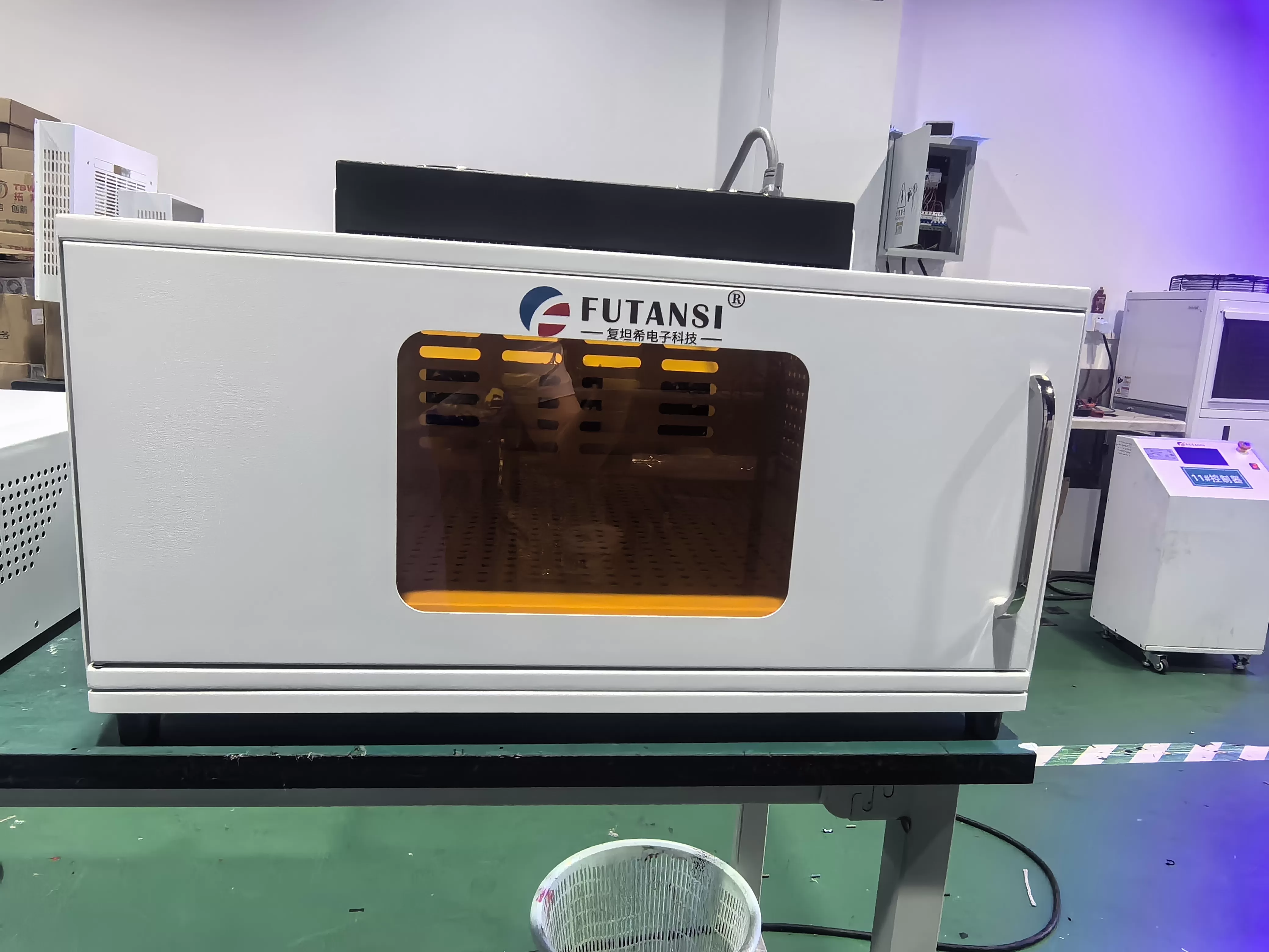 胶水UVLED光固化：高效、环保的粘接解决方案(图1)