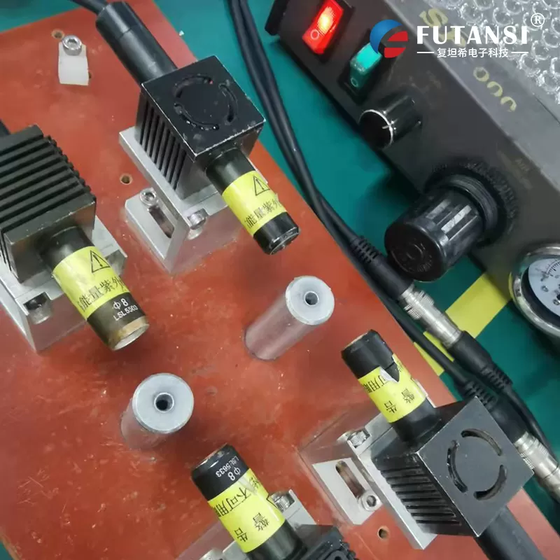 uvled点光源，UV胶在通信行业领域都应用在什么地方？(图2)