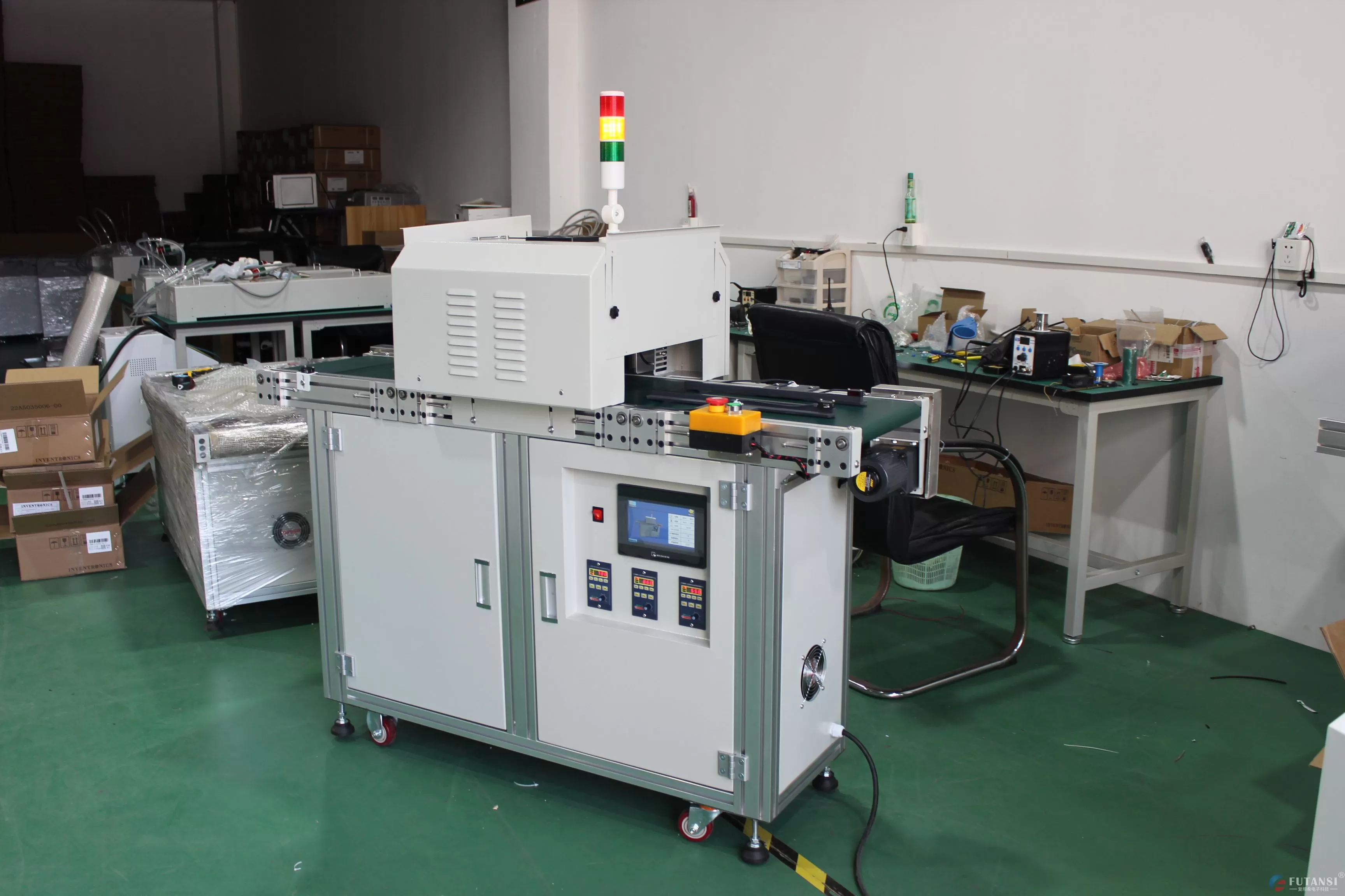 用复坦希UVLED固化机固化UV胶水的效果分析(图2) 用复坦希UVLED固化机固化UV胶水的效果分析(图2)