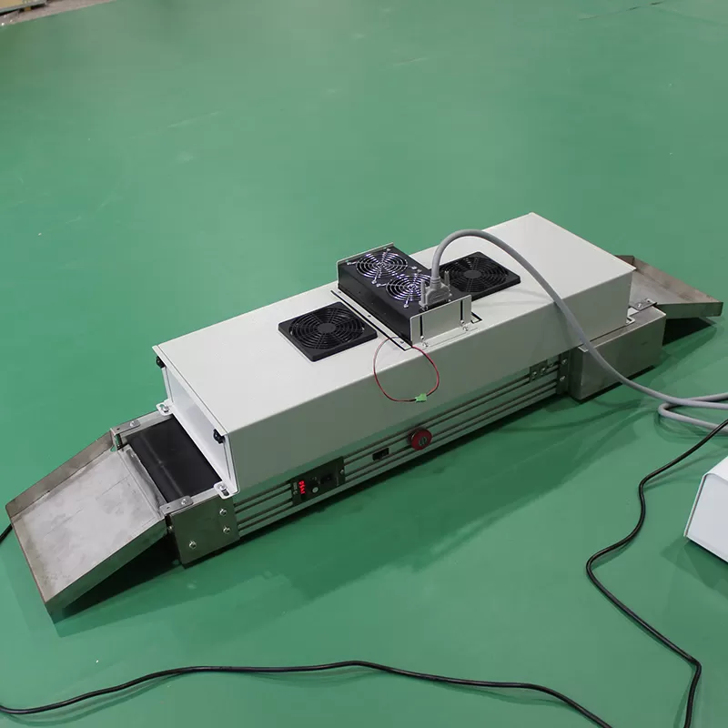 桌面式UV固化机：小身材大能量，重新定义高效光固化新标准(图2)