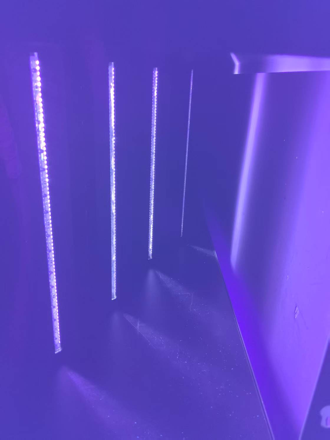 复坦希UVLED线光源：无源器件封装固化的新一代利器(图1)