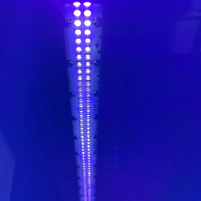 电子制造UV胶水连续固化用UVLED线光源(风冷/水冷可选)(图1) 电子制造UV胶水连续固化用UVLED线光源(风冷/水冷可选)(图1)