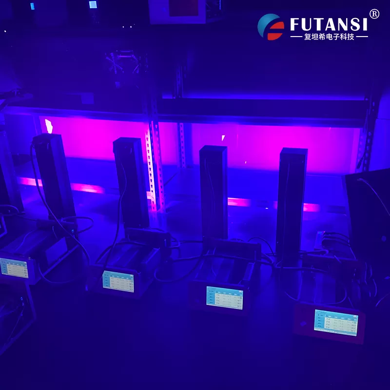 PCB板胶水固化专家:复坦希UVLED面光源固化设备(图1) PCB板胶水固化专家:复坦希UVLED面光源固化设备(图1)