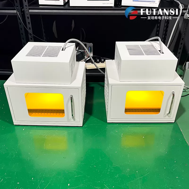 UVLED固化箱在光学器件与精密制造中的应用优势(图1) UVLED固化箱在光学器件与精密制造中的应用优势(图1)