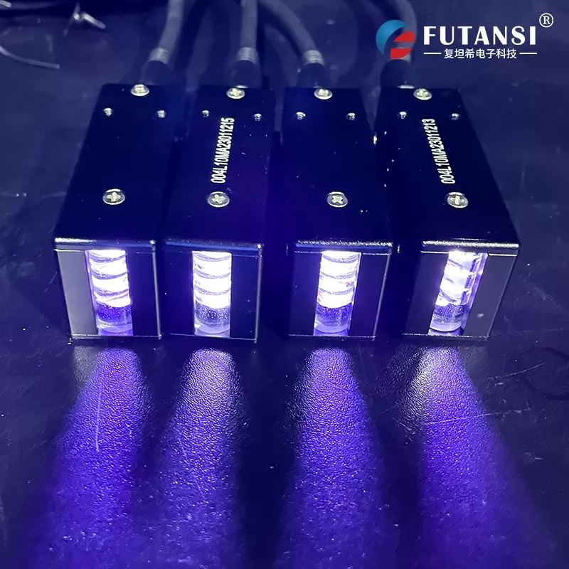 UVLED线光源在光模块封装胶连续固化领域中的应用(图1) UVLED线光源在光模块封装胶连续固化领域中的应用(图1)