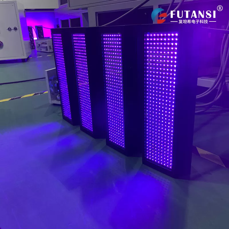 汽车灯具制造UVLED固化机应用（透镜与灯壳胶水快速固化）(图1)